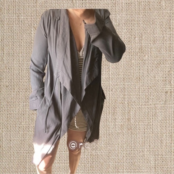Grey Oversized Trench Coat Bb Dakota